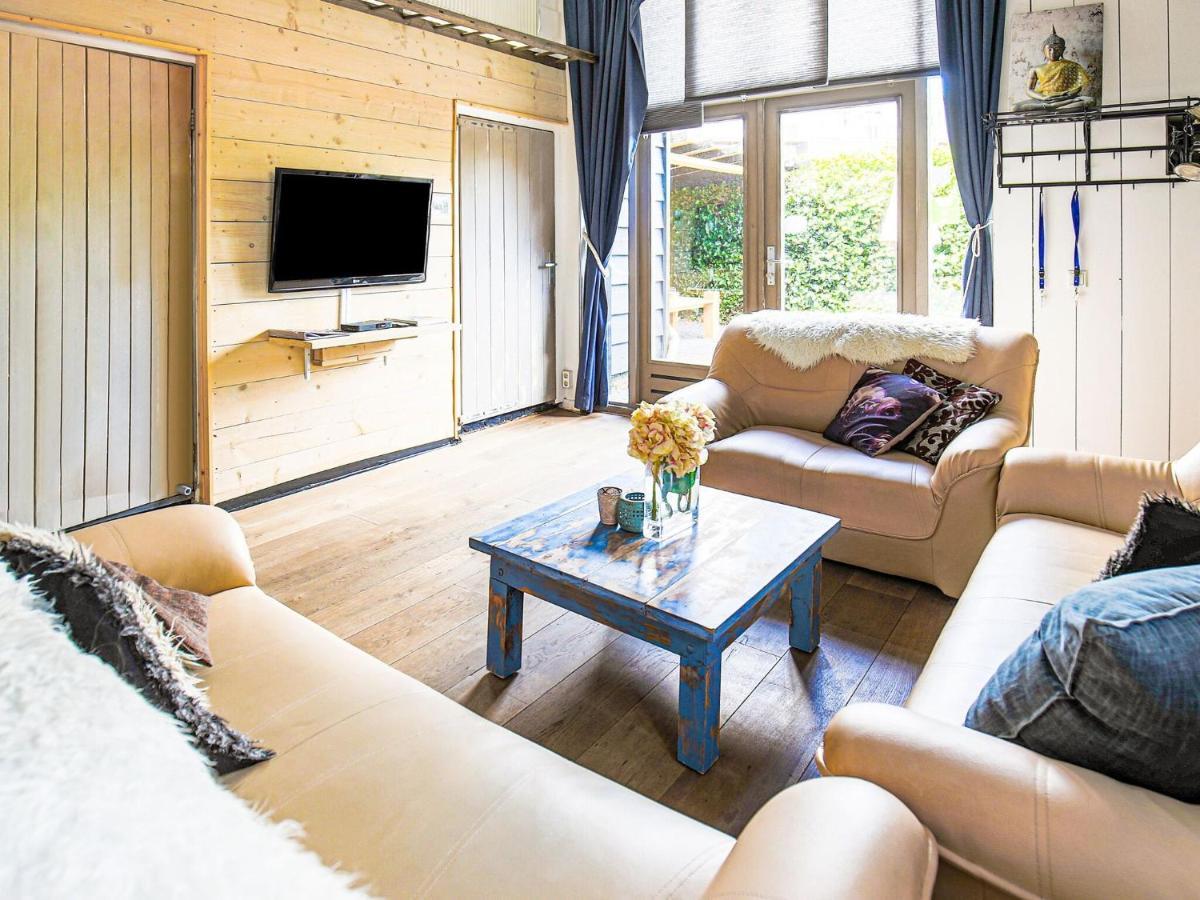 Traditional Farmhouse In Egmond Aan Den Hoef With Sauna Villa Rinnegom Екстериор снимка