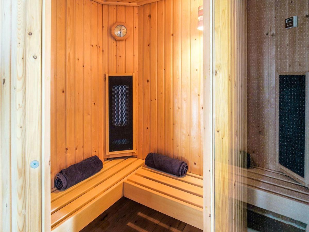 Traditional Farmhouse In Egmond Aan Den Hoef With Sauna Villa Rinnegom Екстериор снимка